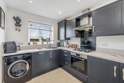 6 Balderson Court (Weston)-16