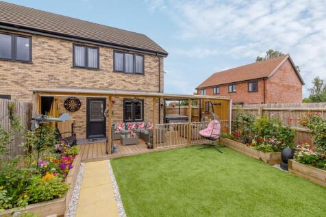 6 Balderson Court (Weston)-10