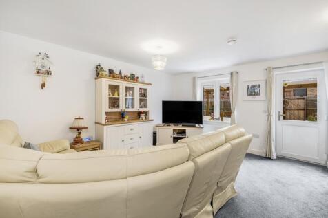 6 Balderson Court (Weston)-18