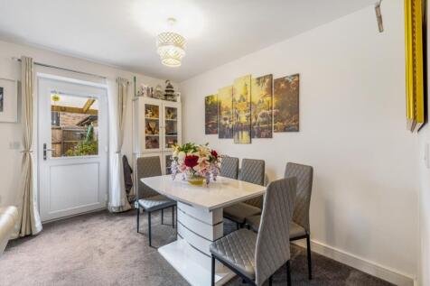 6 Balderson Court (Weston)-20