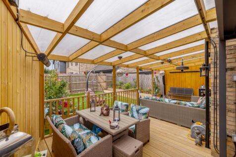 6 Balderson Court (Weston)-14