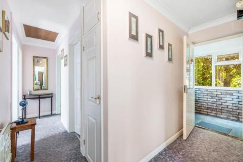 25 Bow Gate (Gosberton)-11