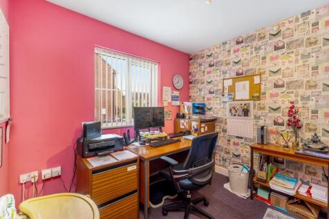 3 Berkley Court (Spalding)-14