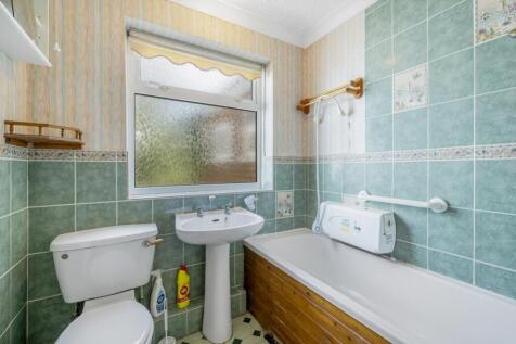 18 Highfield Road (Donnington)-20