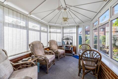 15 Welby Gardens (Holbeach)-19