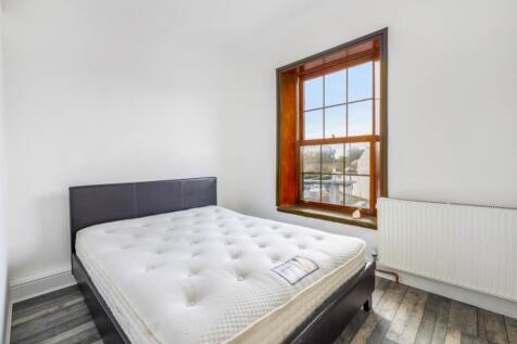 85 High Street (Holbeach)-30