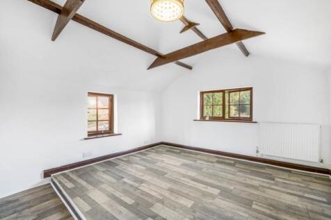 85 High Street (Holbeach)-36