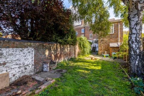 29 London Road (Spalding)-16