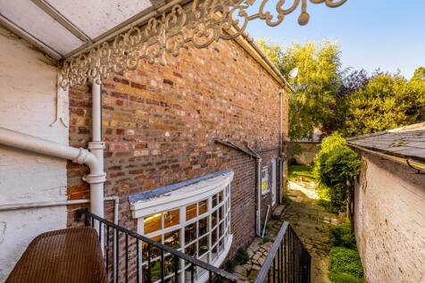 29 London Road (Spalding)-11