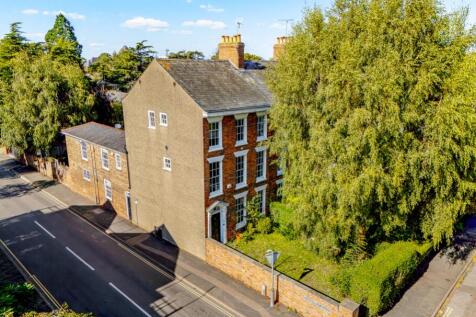 29 London Road (Spalding)-2