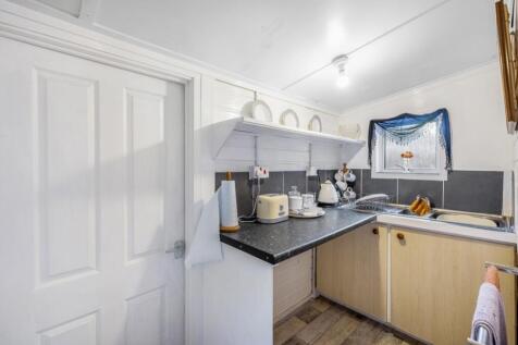 33A High Street (Long Sutton)-37