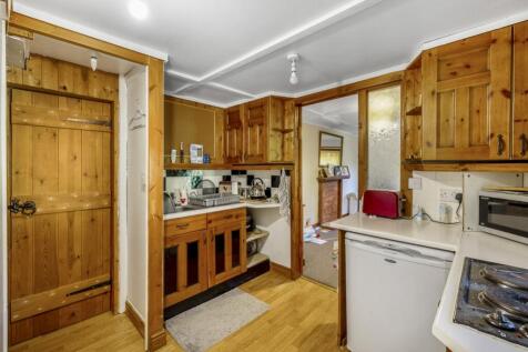 33A High Street (Long Sutton)-43