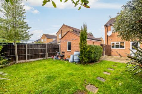 54 Fairfields (Holbeach)-10