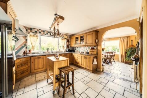 1364340-15-68e67e724e277