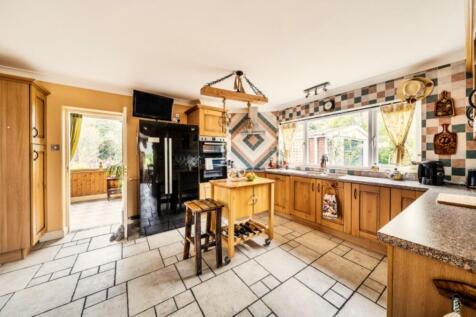 1364340-18-68e67e7db026b