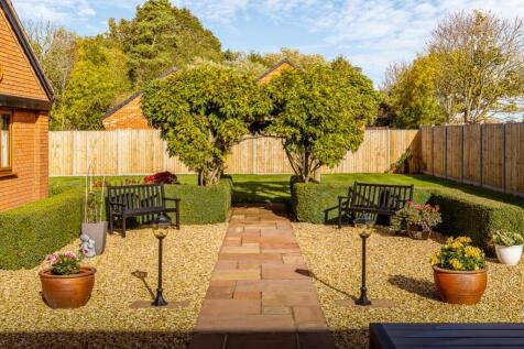 Red Gables (Donington)-11