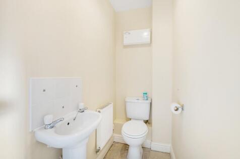 10 Greenwich Avenue (Holbeach)-13