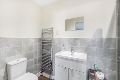 72 Pheasant Street (Holbeach)-27