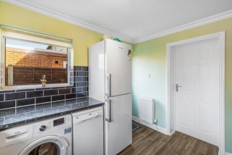 24 Hannam Boulevard (Spalding)-14