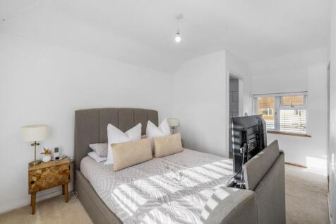 28 Albert Avenue (Gedney)-22