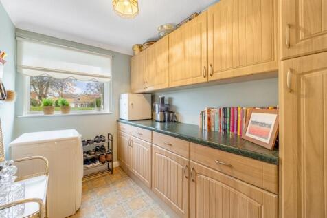 17 Apeldoorn Gardens (Spalding)-15