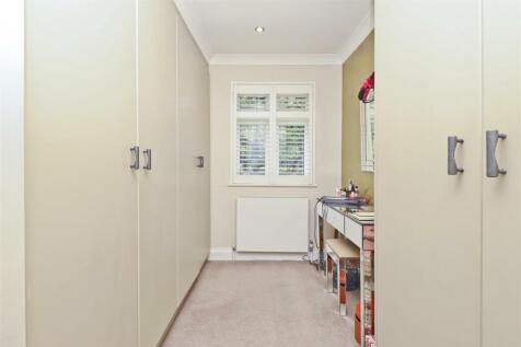 Walk in Wardrobe