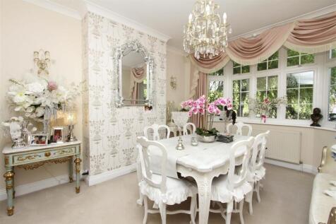 Dining room.JPG
