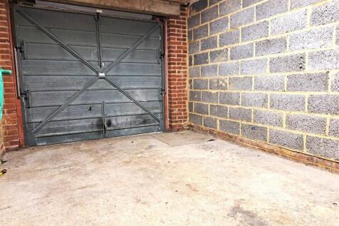 Integral Garage
