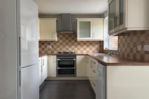 Kitchen  (Main)
