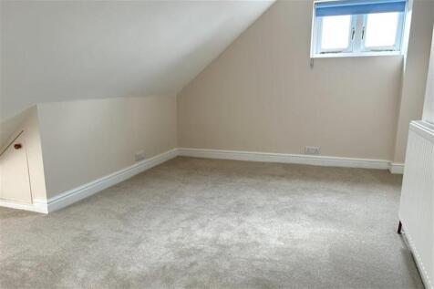 Bedroom 3 (Main)