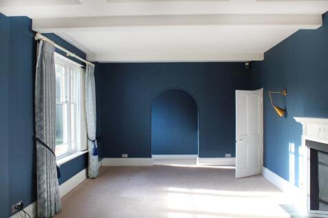 Lounge  (Main)