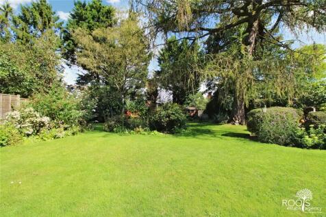 Upper Lawn