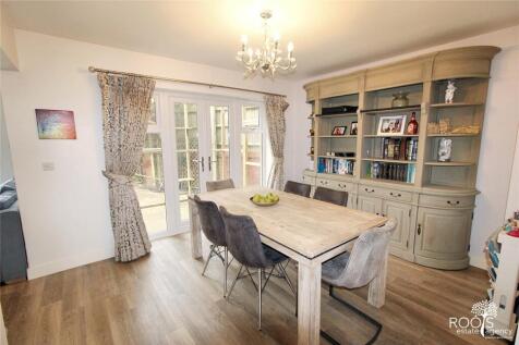 Family/Dining Room