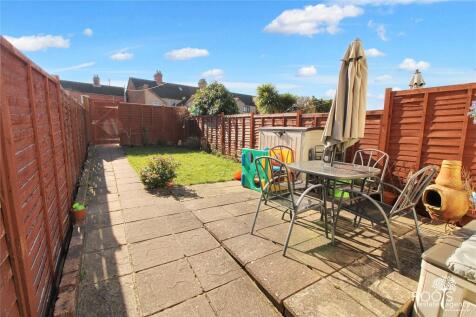 Southern Rear Garden