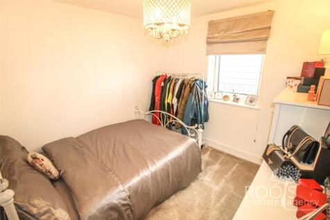Double Bedroom 2