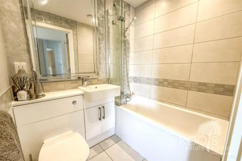 Main Bathroom