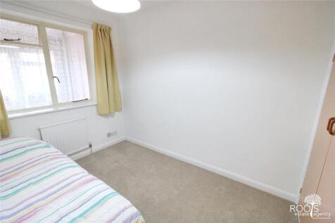 Bedroom 3/Office