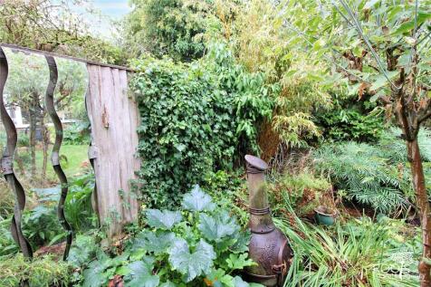 Private Gardens