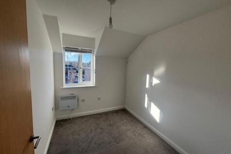 WhatsApp Image 2025-12-04 at 11.43.56_596993a7.jpg