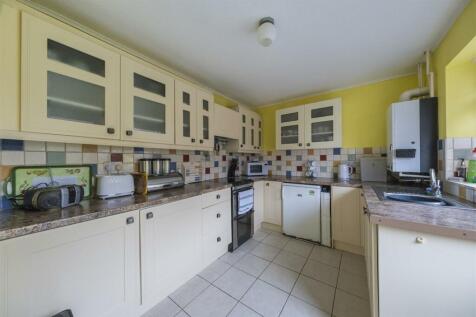 81 Landswood Park-001.JPG