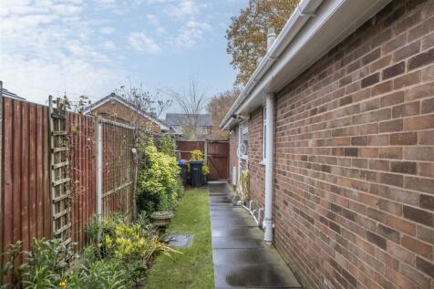 81 Landswood Park-028.JPG