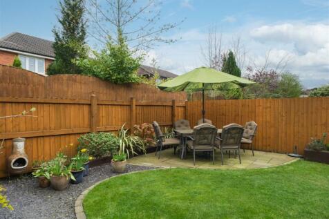 8 Cowmere Close-032.jpg
