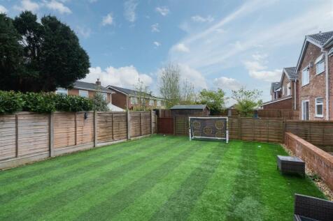 31 Yew Tree Drive-028.jpg