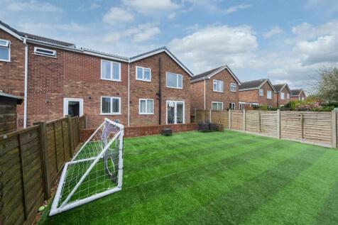 31 Yew Tree Drive-031.jpg