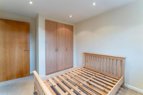 9 The Beeches-015.JPG