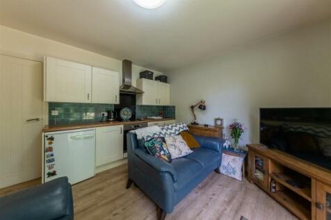 Joelan - 3 High Street-029.jpg