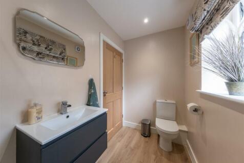 127a Crewe Road-020.jpg