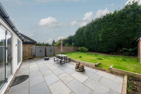 127a Crewe Road-048.jpg