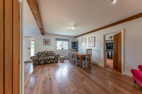 Oakley Barns-018.jpg