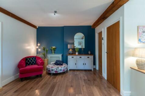 Oakley Barns-014.jpg